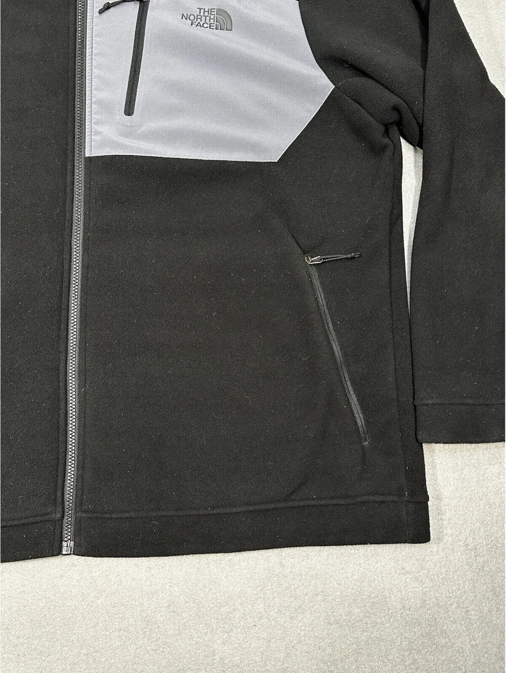 The North Face Men’s XXL Full Zip Fleece Jacket Black Gray Soft Shell